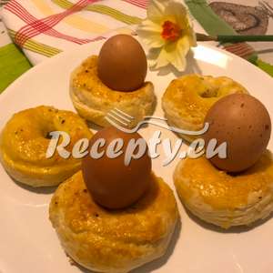 Kynuté velikonoční věnečky na vajíčka